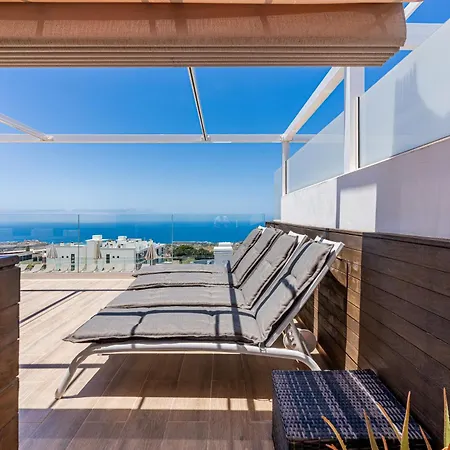 Penthouse With Private Roof Terrace - Tesoro Del Galeon *