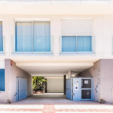 Penthouse With Private Roof Terrace - Tesoro Del Galeon *